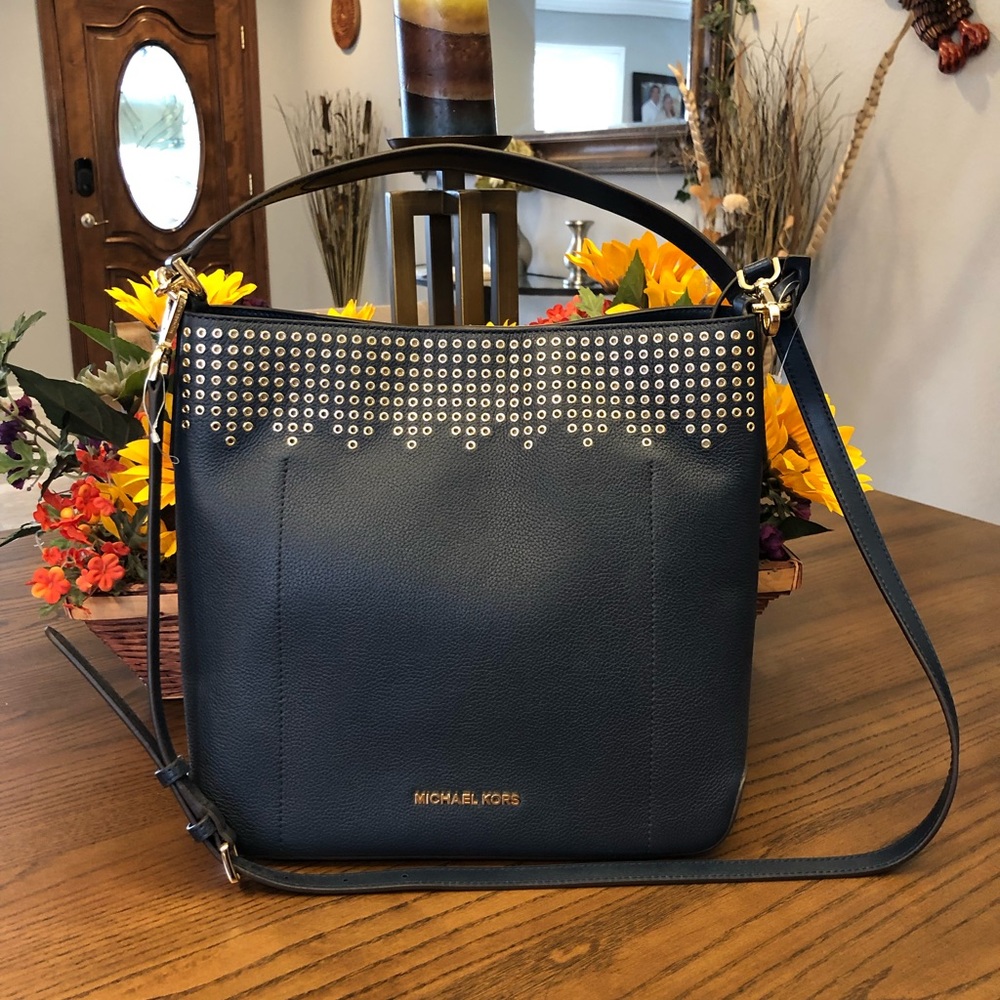 Michael Kors Purse (PURSE IN HOLD)